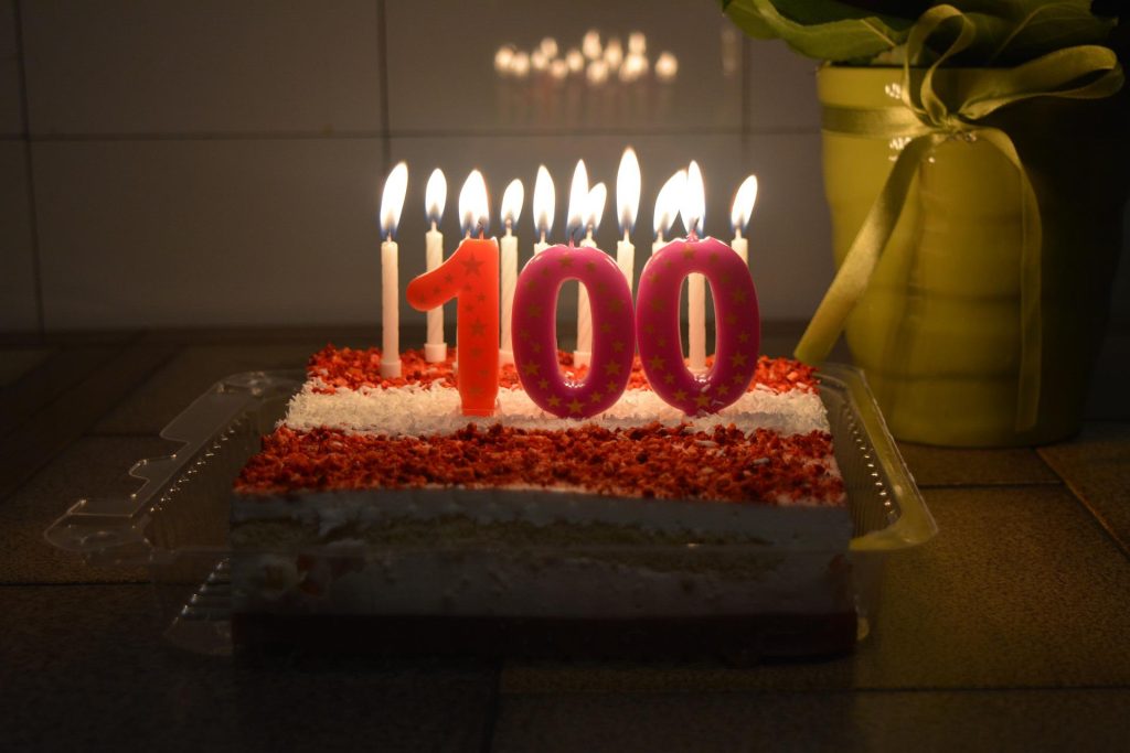 来月 100 歳になります